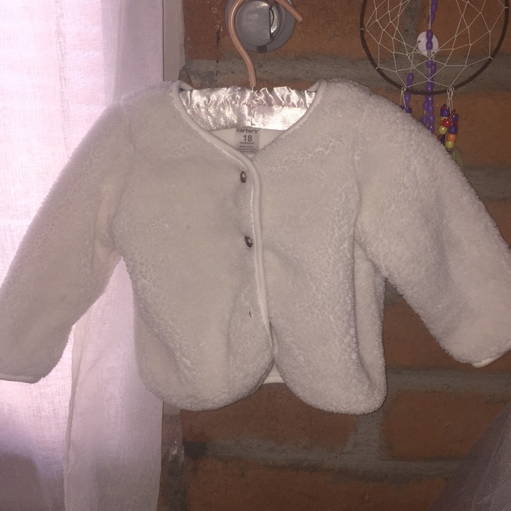 Carter’s fluffy coat - 18m